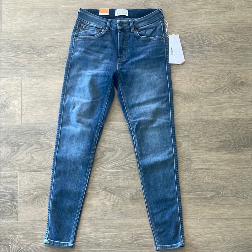 Duer BNWT Skinny Jeans (distressed blue)